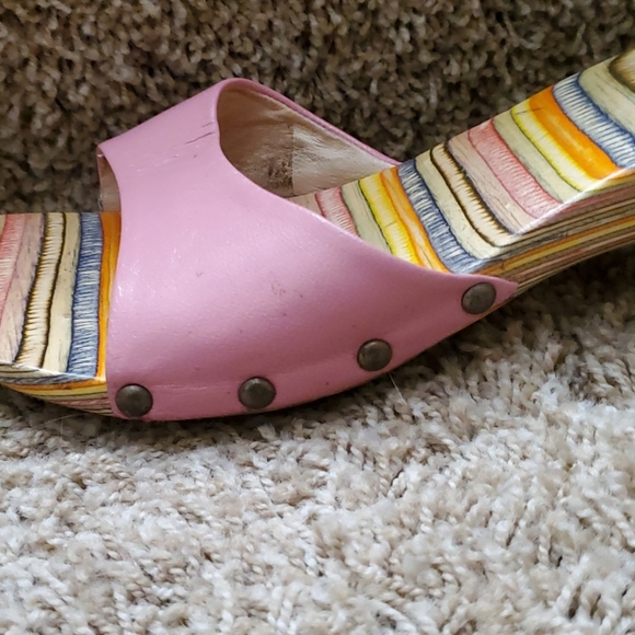 Vis a Vie sandals - Picture 6 of 9